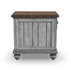 Table d'appoint Plymouth marron en bois par Flexsteel - 16 x 23 x 23
