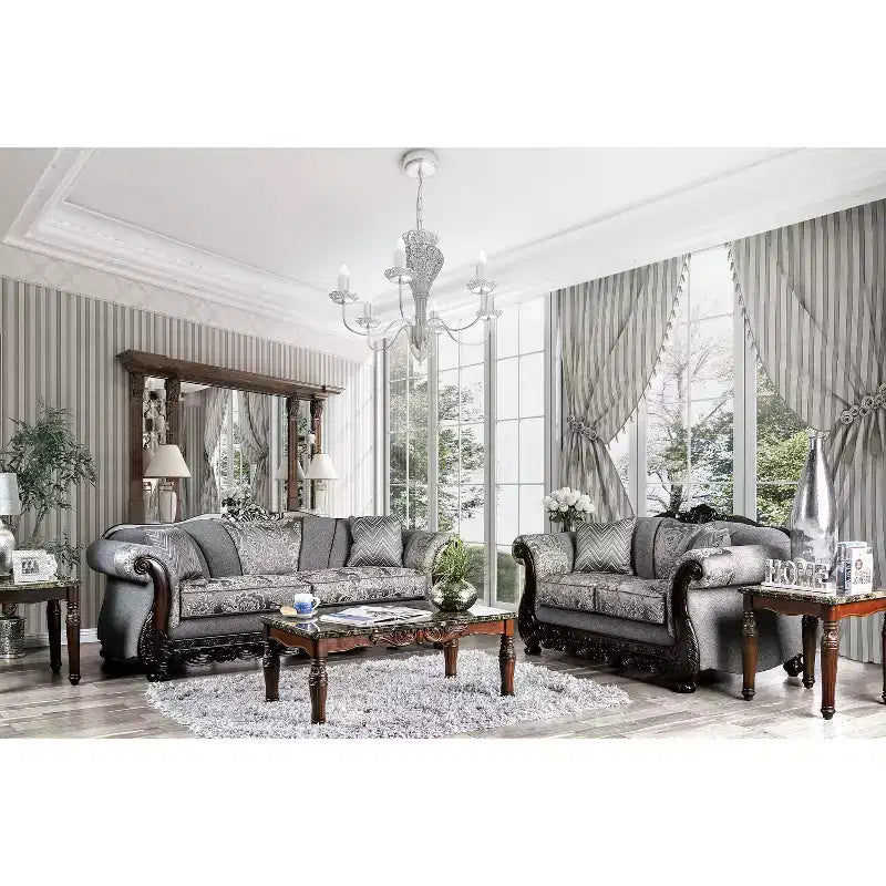 Classic Rolled Arm Sofa with Plush Upholstery and Solid Wood Frame